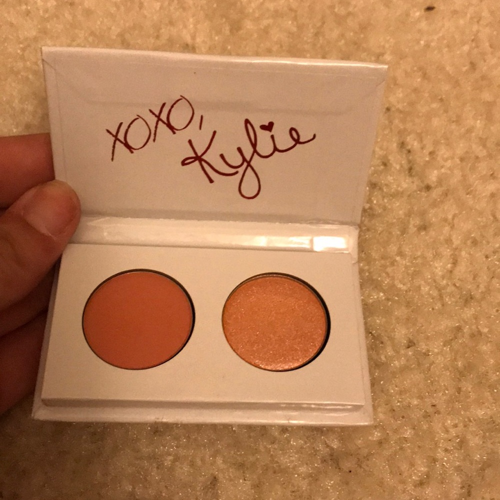 Kylie cosmetics limited edition mini palette